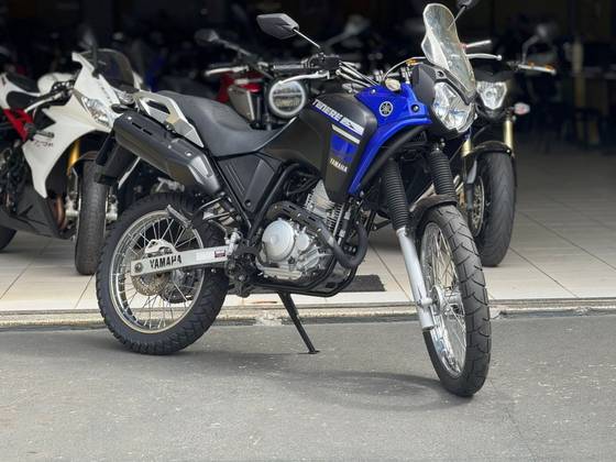 YAMAHA XTZ 250 TÉNÉRÉ YAMAHA XTZ 250 TÉNÉRÉ